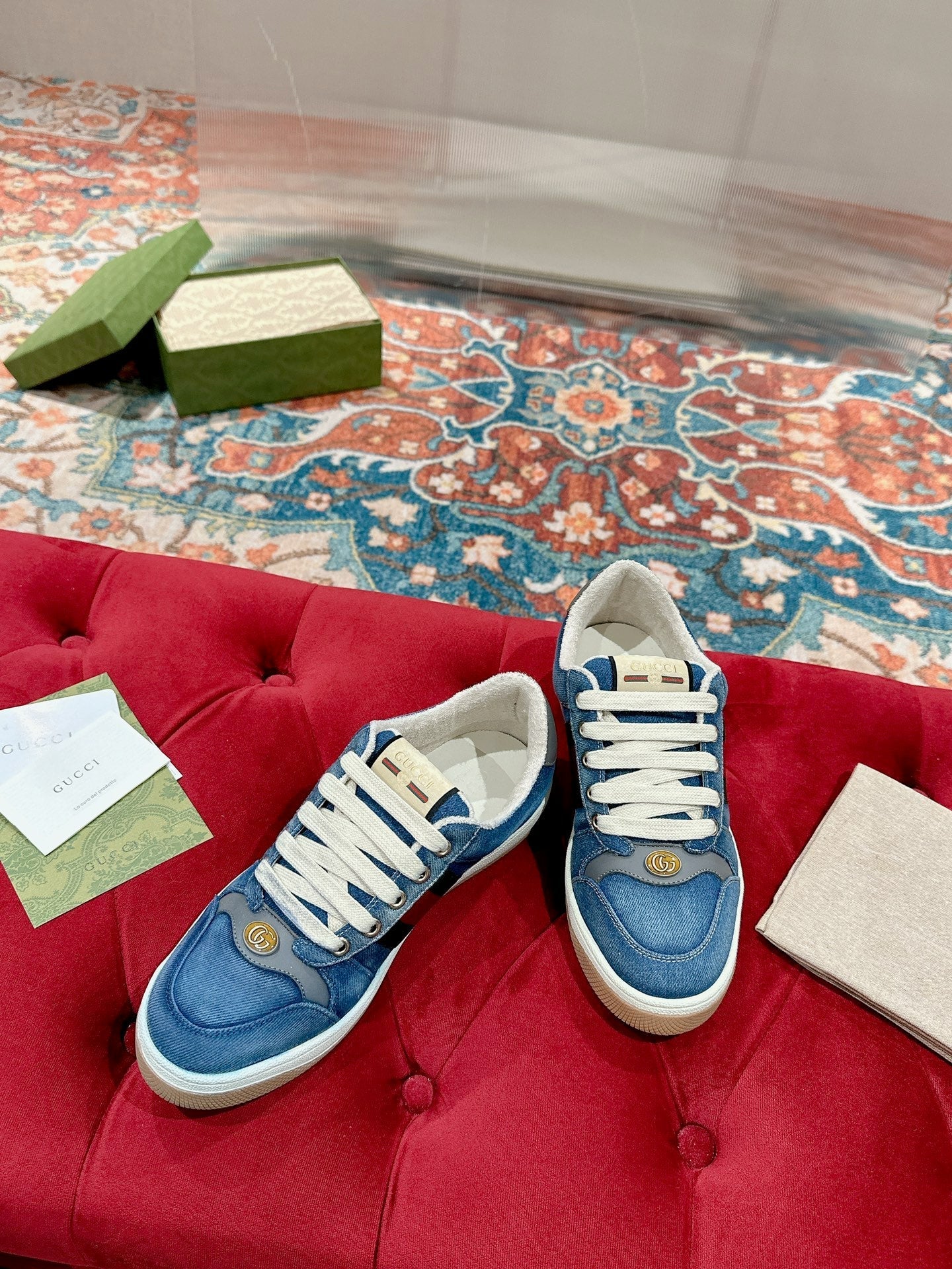 GUCCI 26S SCREENER SNEAKER IN BLUE DENIM AND LEATHER