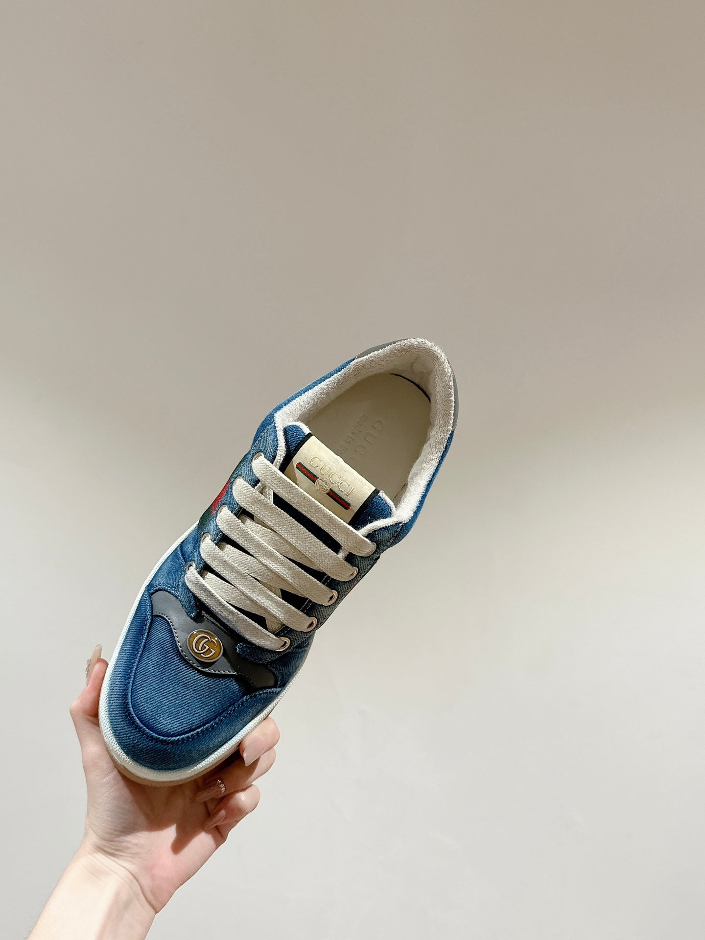 GUCCI 26S SCREENER SNEAKER IN BLUE DENIM AND LEATHER