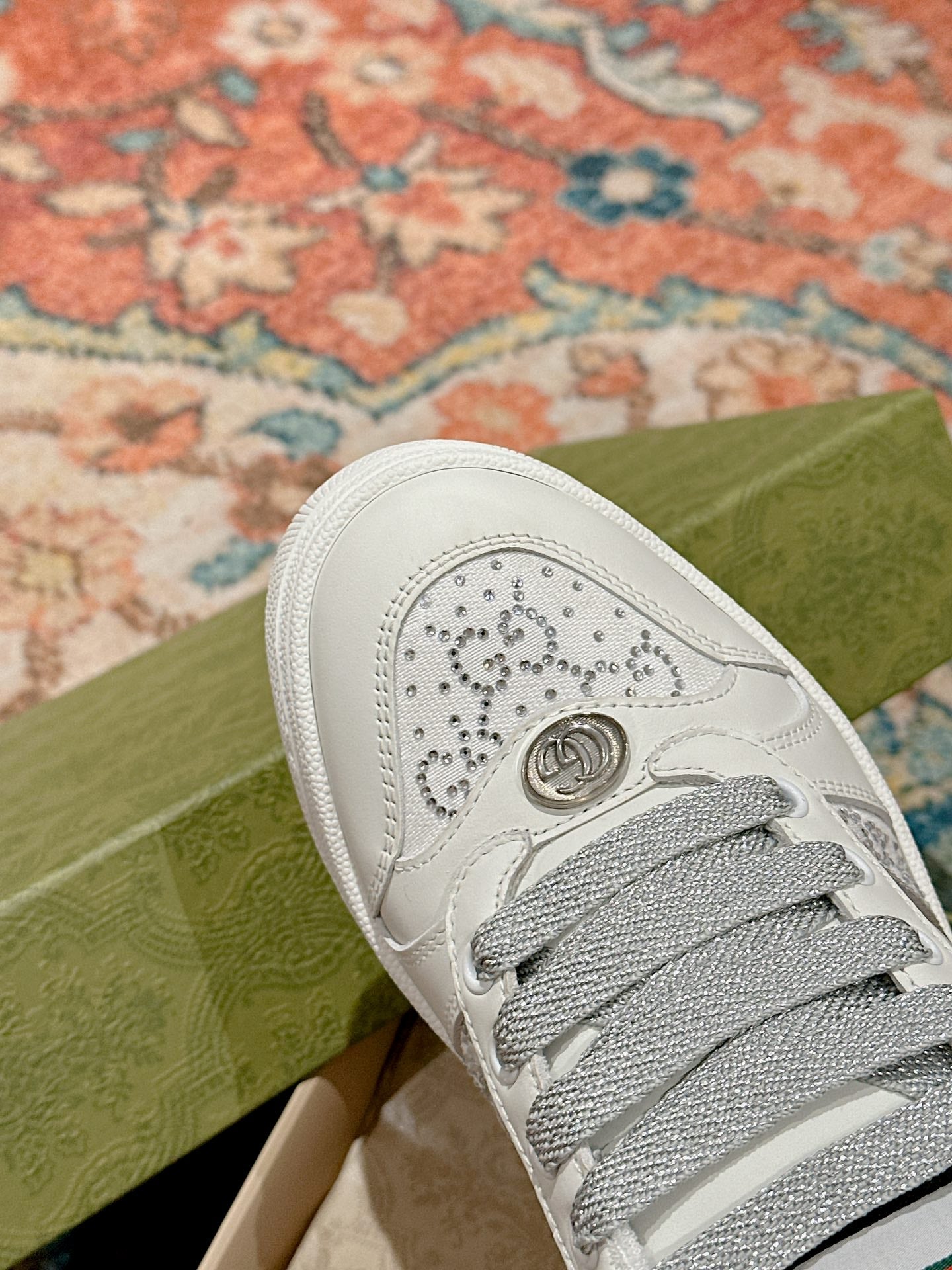 GUCCI 26S SCREENER SNEAKER IN WHITE CALFSKIN