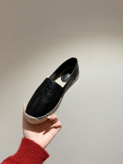 ESPADRILLES BLACK SHINY CALFSKIN EMBOSSED LOGO