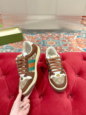 GUCCI 26S SCREENER SNEAKER IN BROWN SUEDE AND BEIGE CANVAS