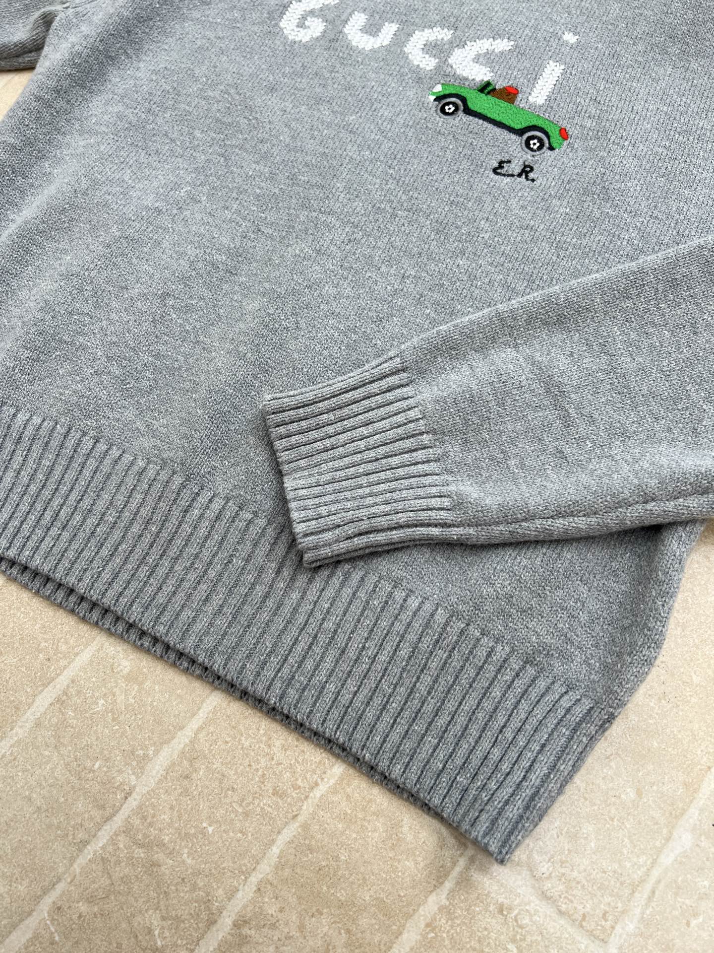GUCCI SWEATER STYLE 64