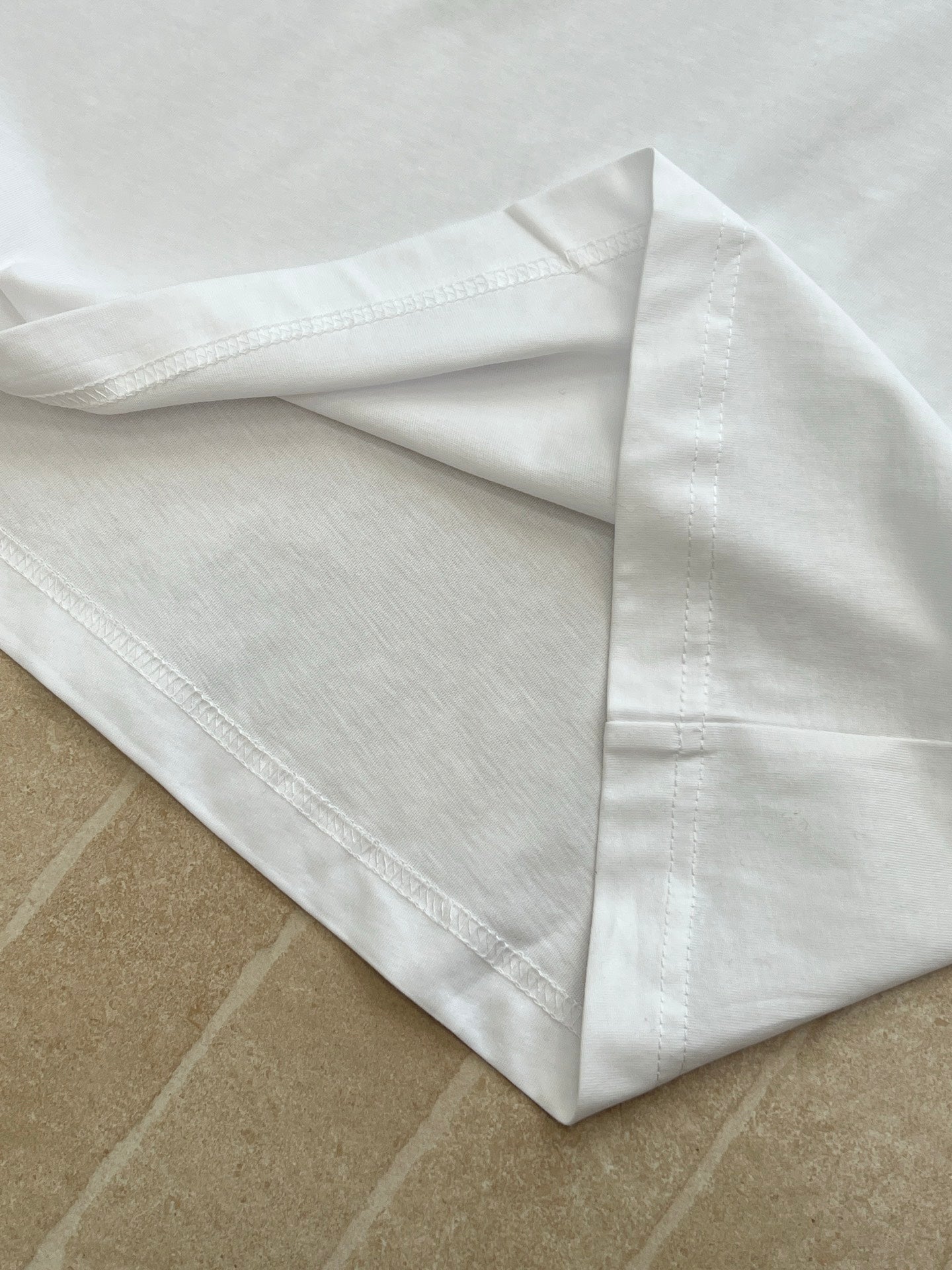 DIOR 26S SHORT-SLEEVE T-SHIRT 953