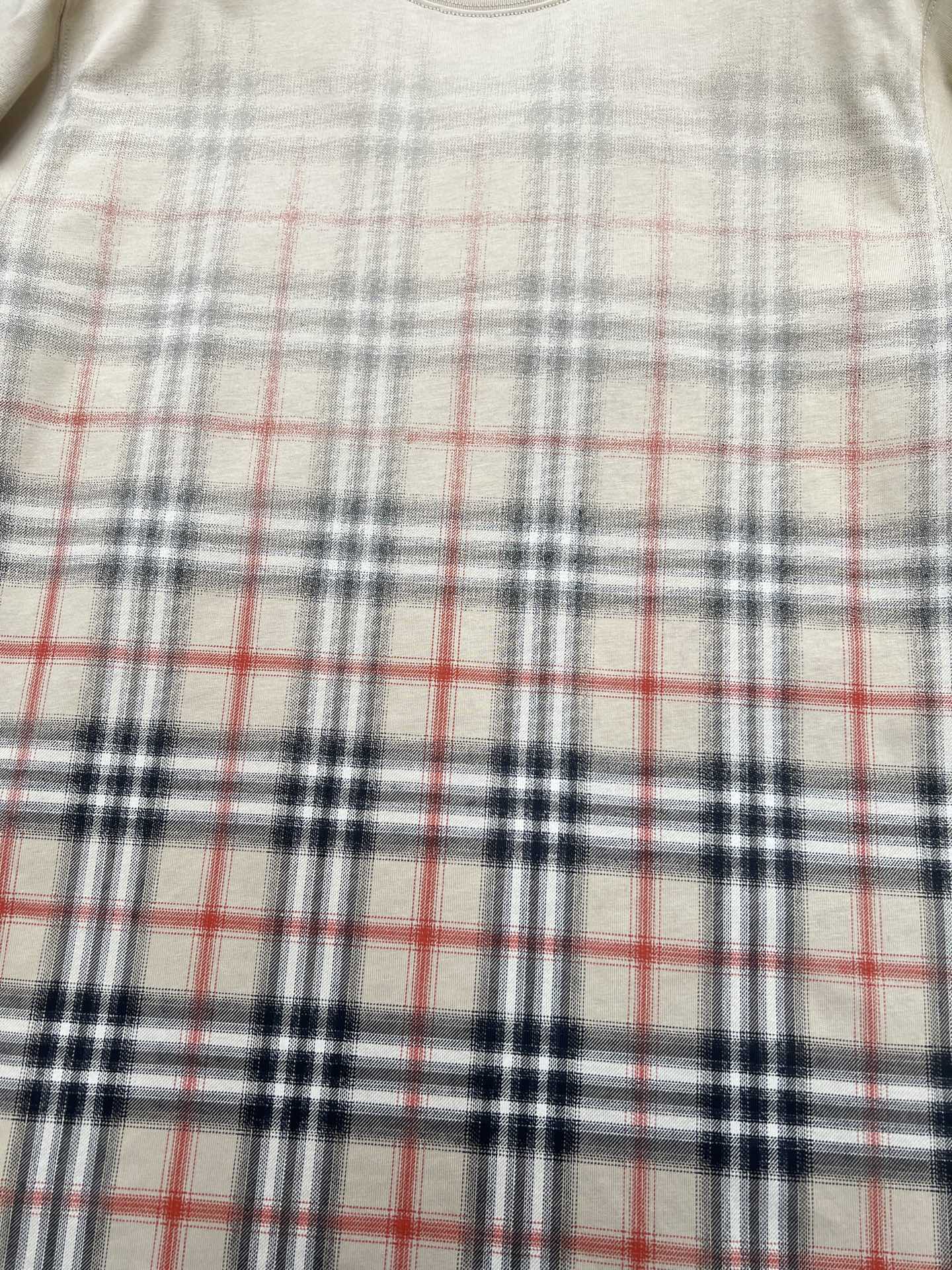 BURBERRY 26S T-SHIRT 385