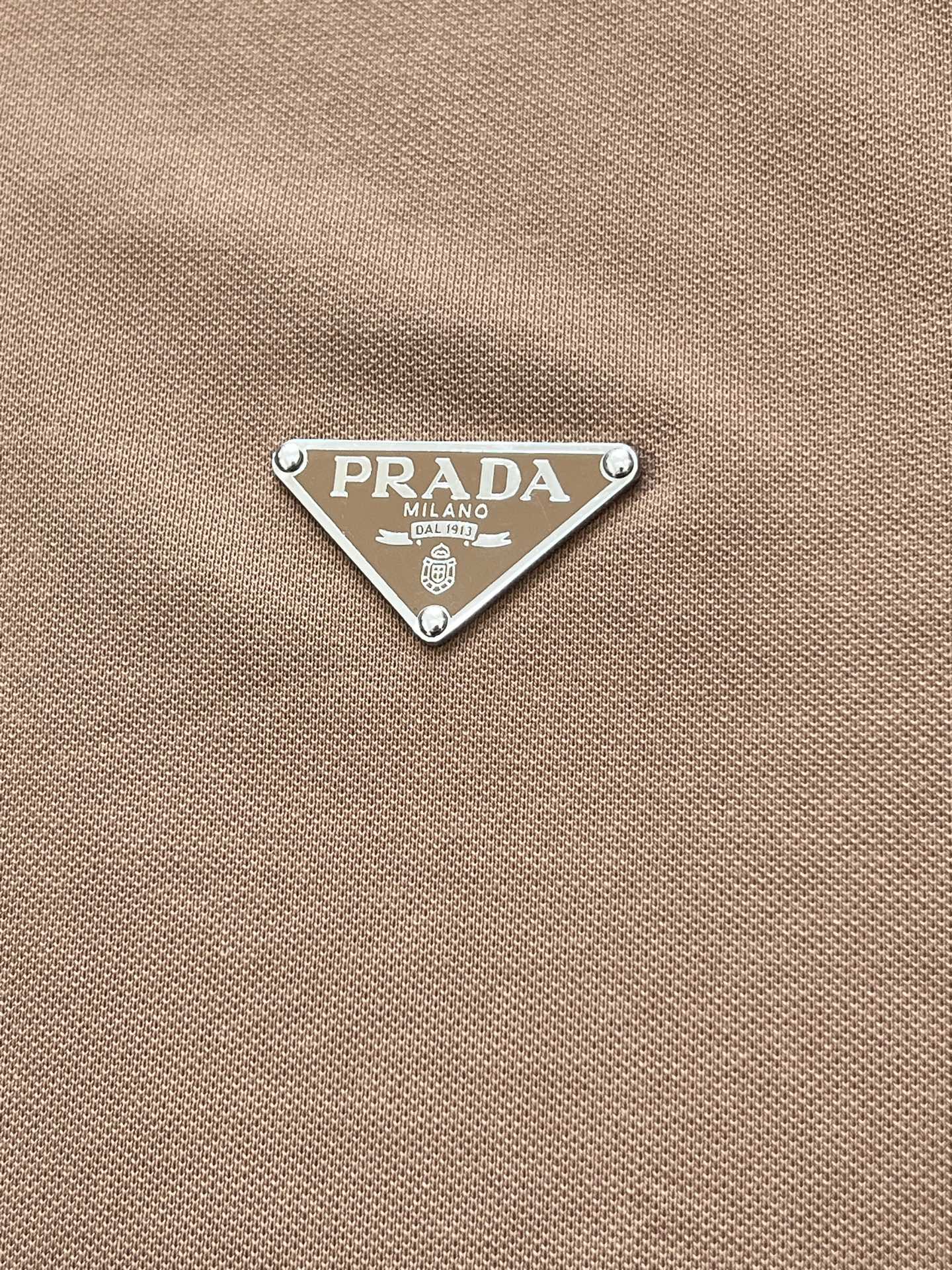 PRADA 26S SHORT SLEEVED SHIRT 705