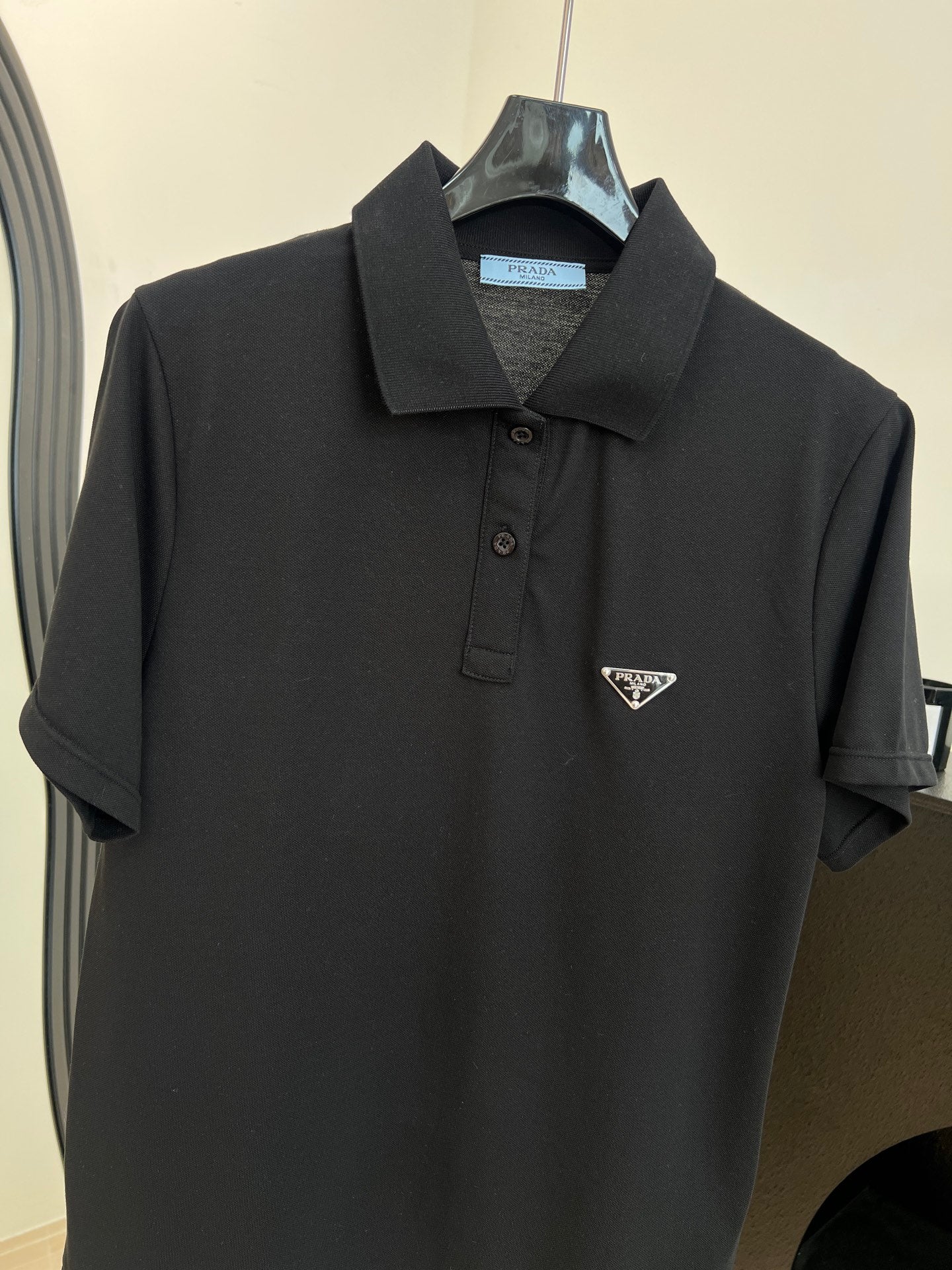 PRADA 26S SHORT SLEEVED SHIRT 704