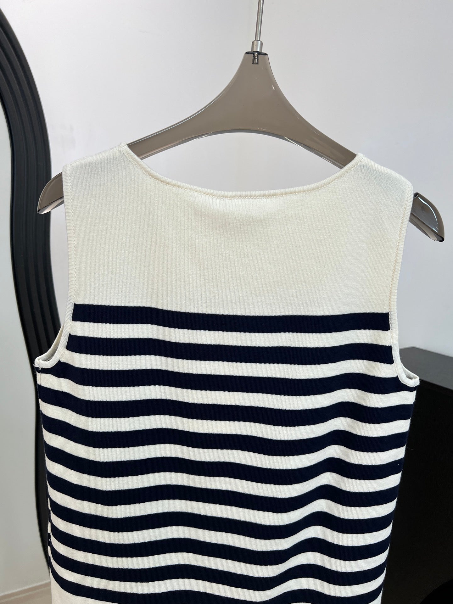 DIOR 26S KNIT SLEEVELESS TOP 1270