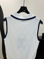 CHANEL 26S SLEEVELESS KNIT POLO TOP 1430