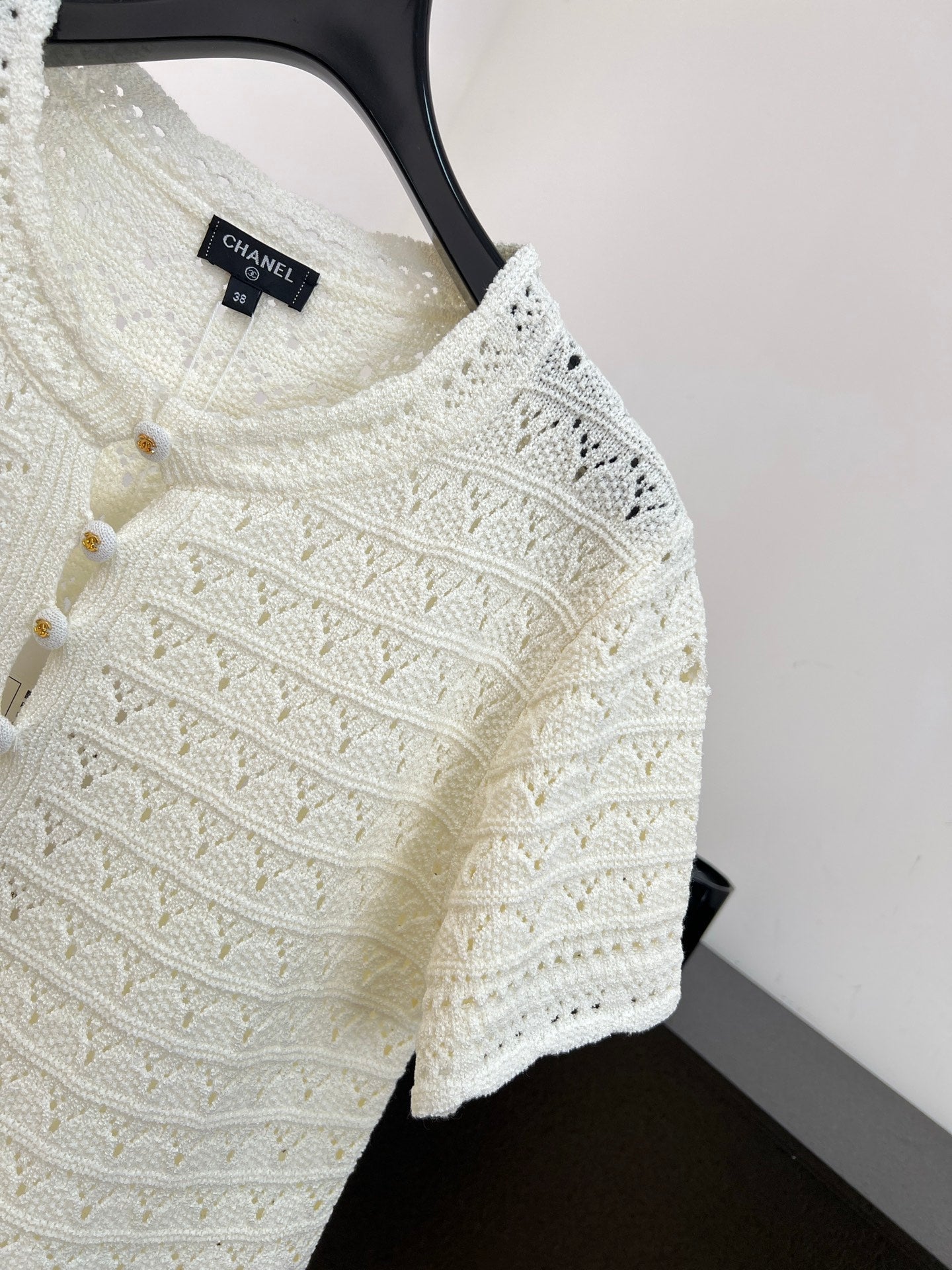 CHANEL 26S SHORT-SLEEVE KNIT CARDIGAN 1415
