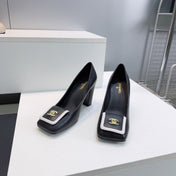 CHANEL 26S SQUARE-TOE HIGH HEELS 95 MM IN BLACK WITH WHITE TRIM LAMBSKIN