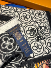 FLOWER MONOGRAM SCARF 180 CM IN BLACK MIX WHITE CASHMERE 388305