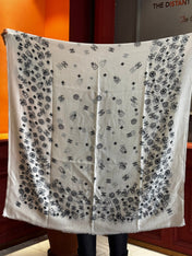 CHANEL 25S SCARF 200 IN CASHMERE 727296