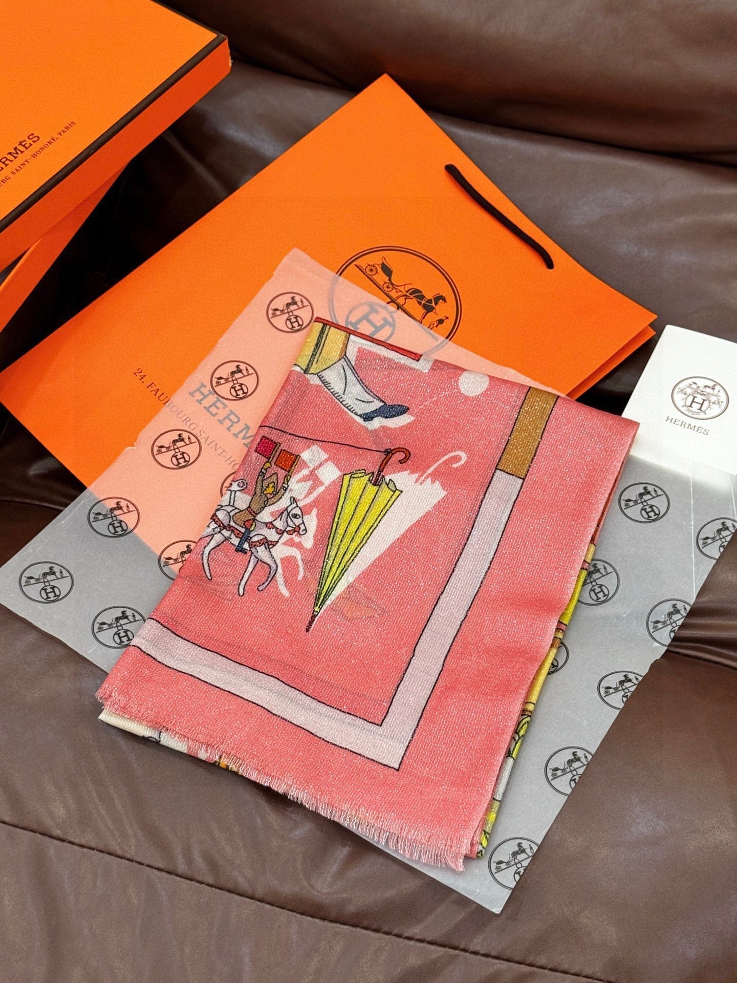 HERMES 25S SCARF 200 IN SILK 856442