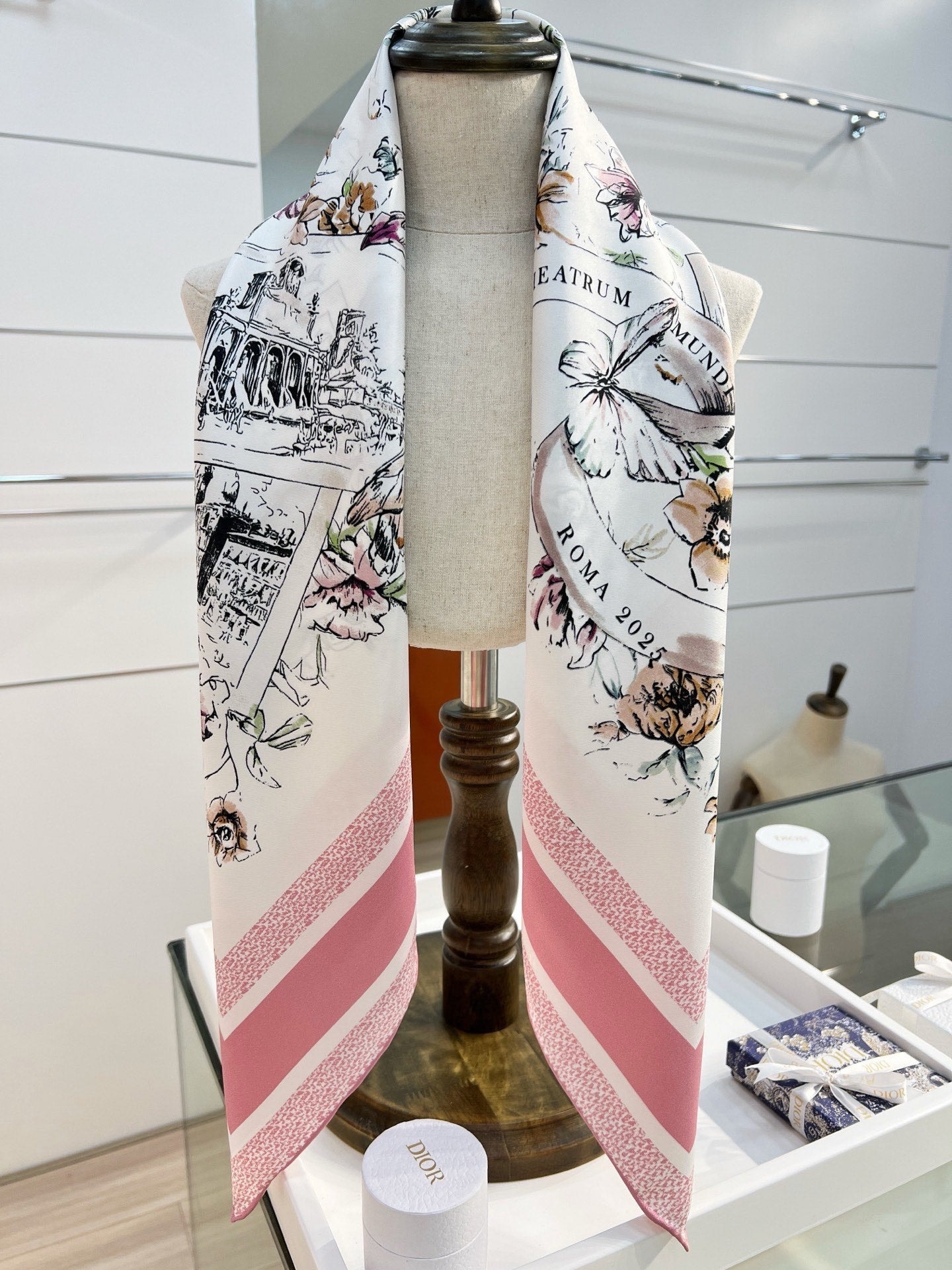 DIOR 26S SCARF 90CM IN SILK 284557