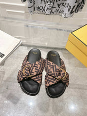 FF KNOT SLIDE SANDALS IN BROWN FABRIC