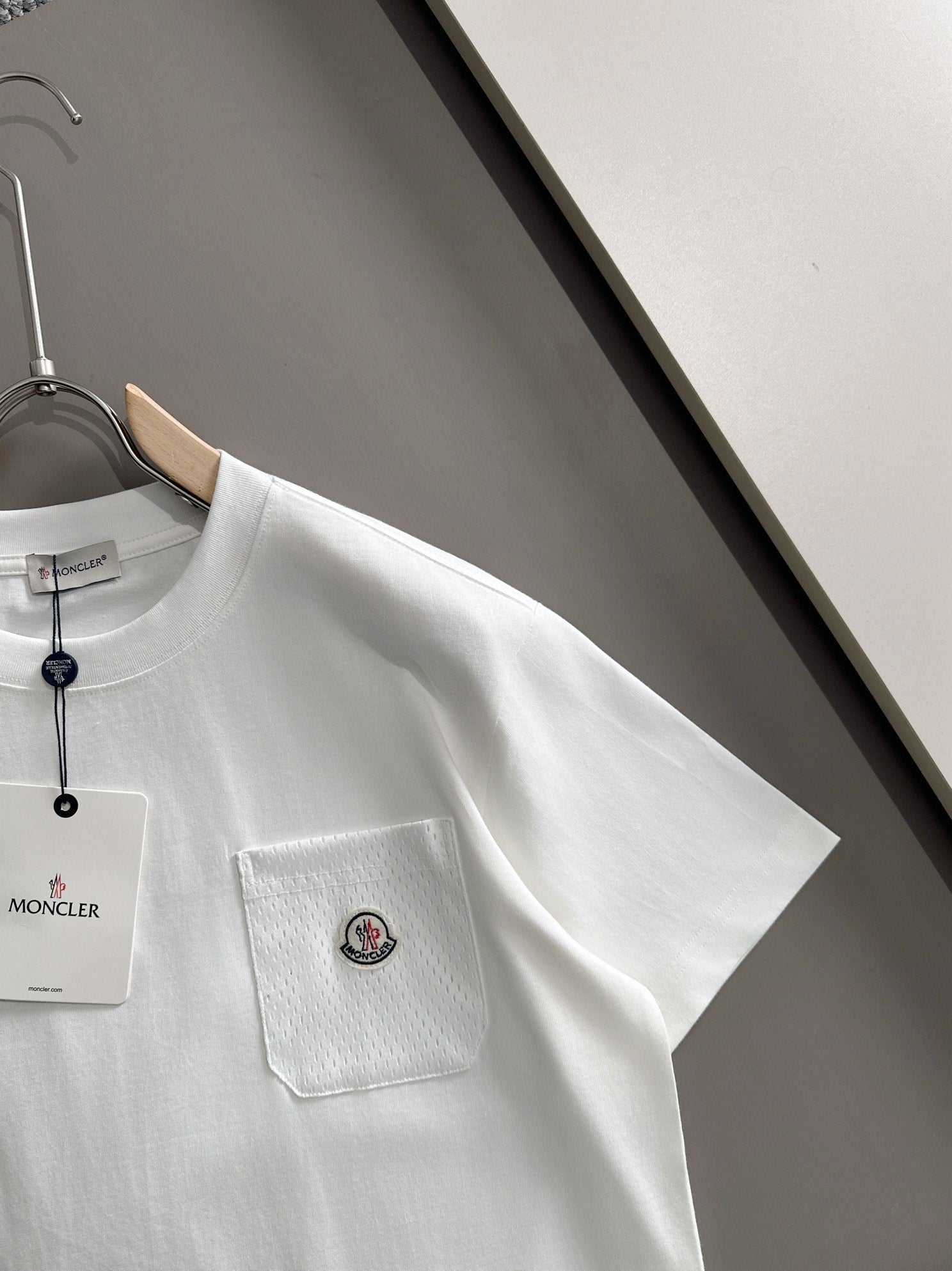 MONCLER 26S SHORT SLEEVE T-SHIRT 632