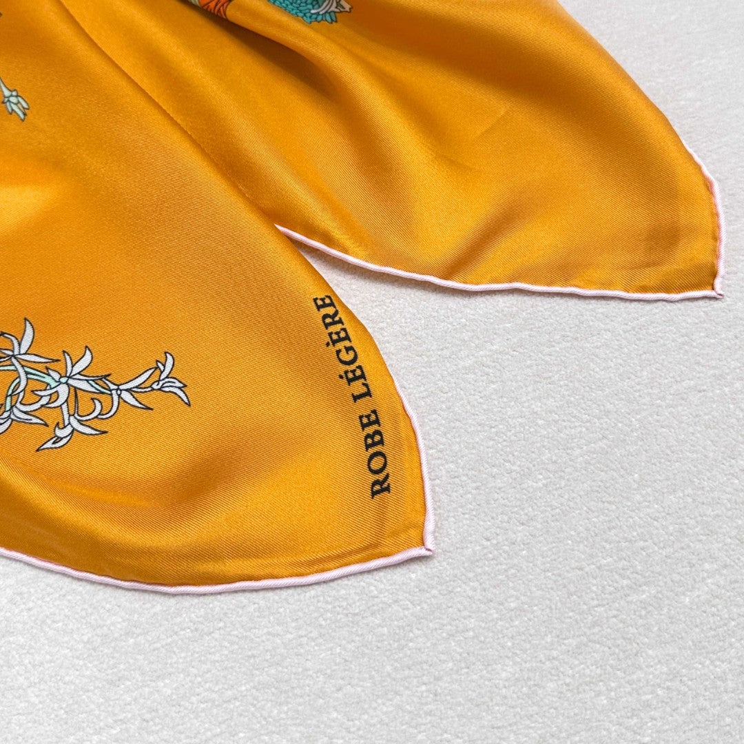 HERMES 26S SCARF 90 IN SILK 304311