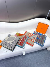 HERMES 25S SCARF 140 IN SILK 727339