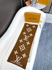 LV SCARF 180 CM IN CASHMERE 700778