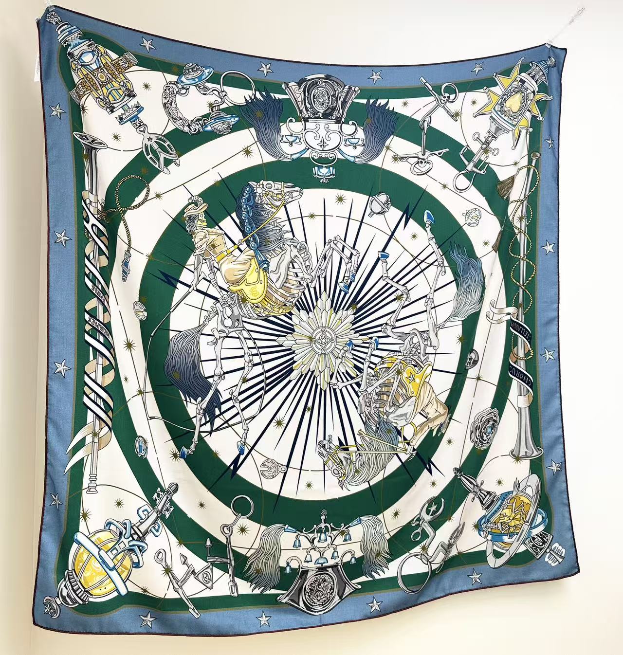 HERMES 26S SCARF 135 IN CASHMERE AND SILK 304576