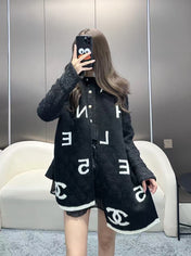 CHANEL 25S SCARF 180 IN CASHMERE 881631