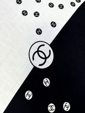 CHANEL 26S SCARF 140 IN SILK AND CASHMERE 313241