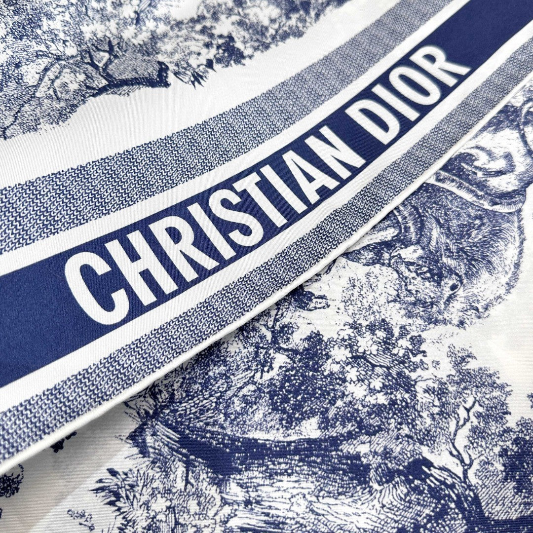 DIOR 26S SCARF 90 IN SILK 509580