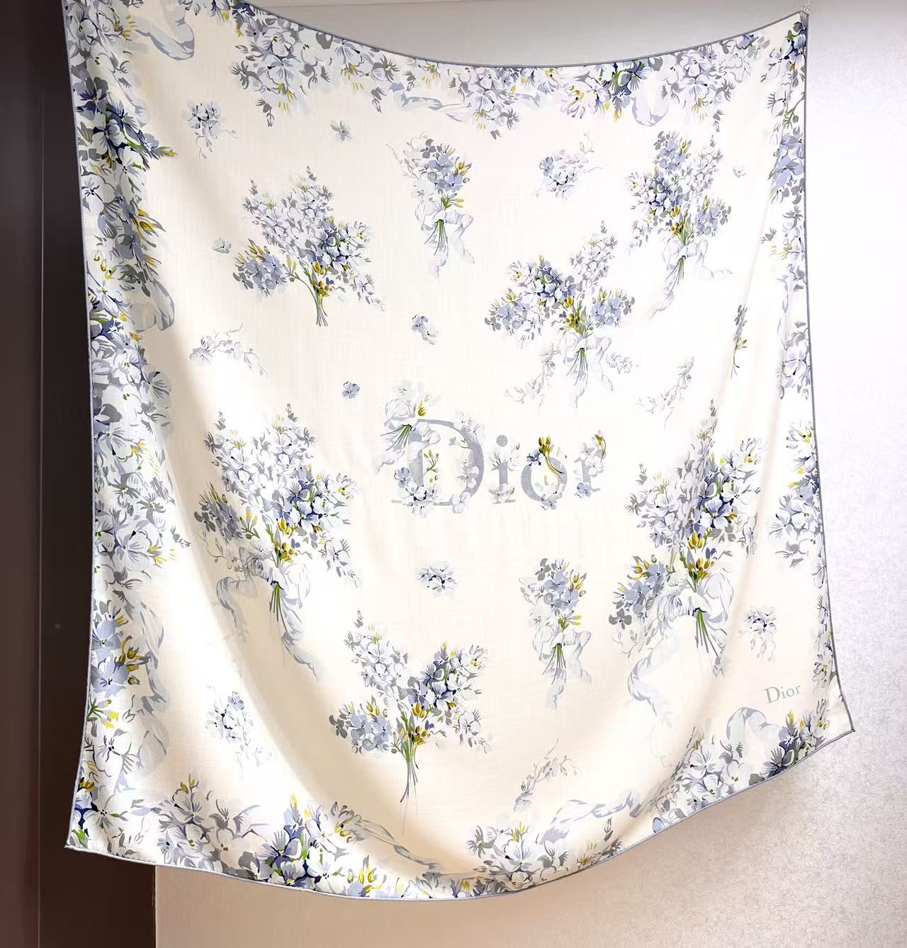 DIOR 26S SCARF 140 IN SILK AND CASHMERE 511151