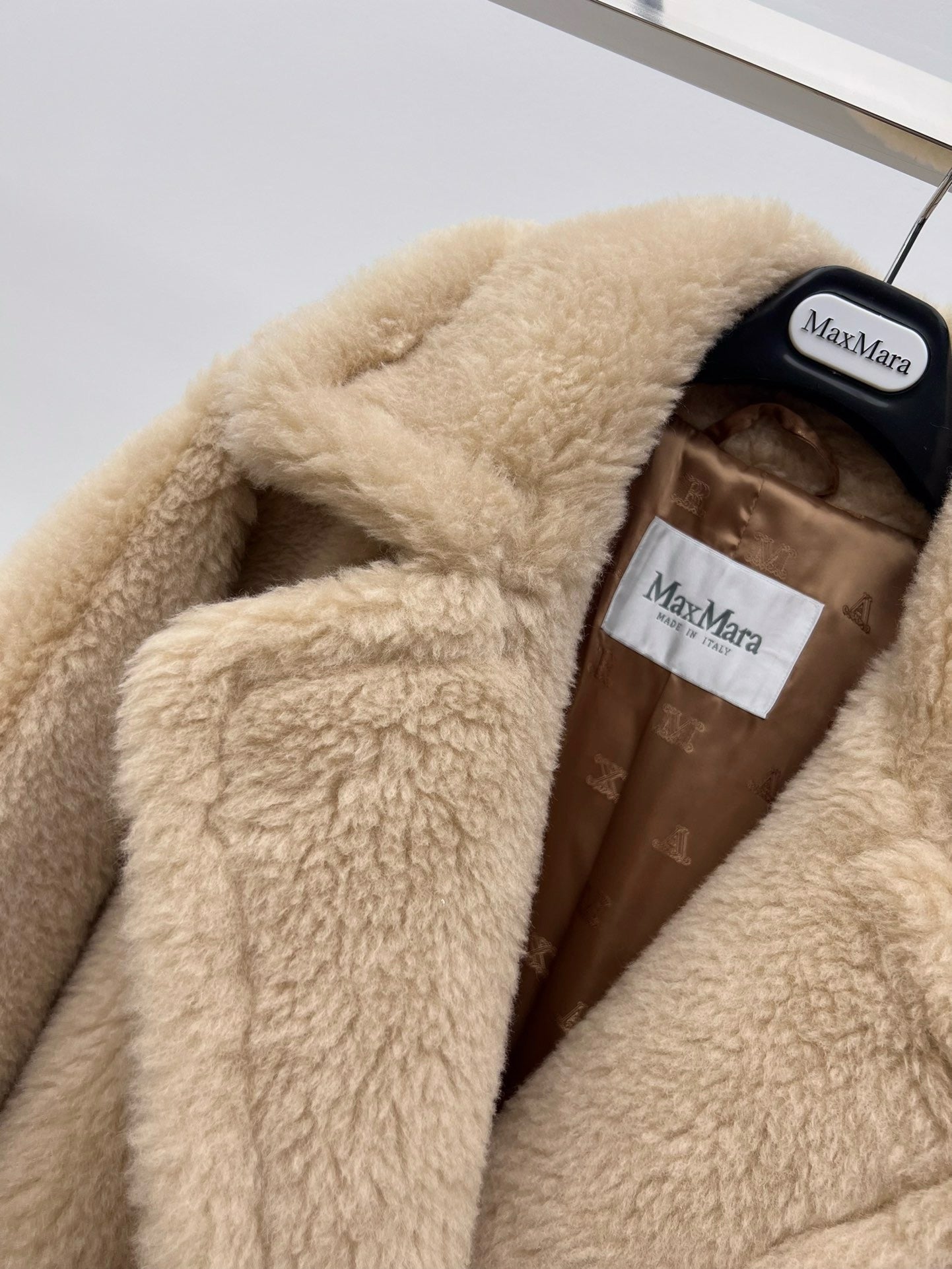 BURBERRY 25S TEDDY BEAR JACKET 0053