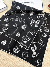 CHANEL 25S SCARF 140 CM IN CASHMERE SILK 943924
