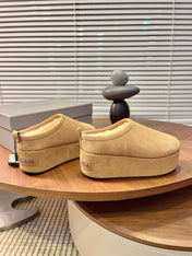 BALENCIAGA 25S AURALEE SLIP-ON 50 MM IN WARM BEIGE BROWN SUEDE