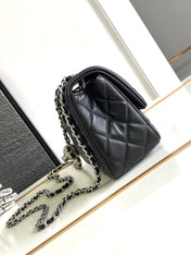 CC SMALL 17 FLAP BAG IN BLACK CALFSKIN