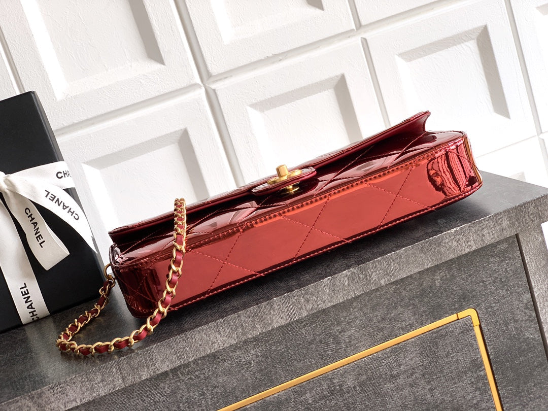 CHANEL 26S TOP HANDLE BAG 29 IN METALLIC RED QUILTED PATENT LEATHER