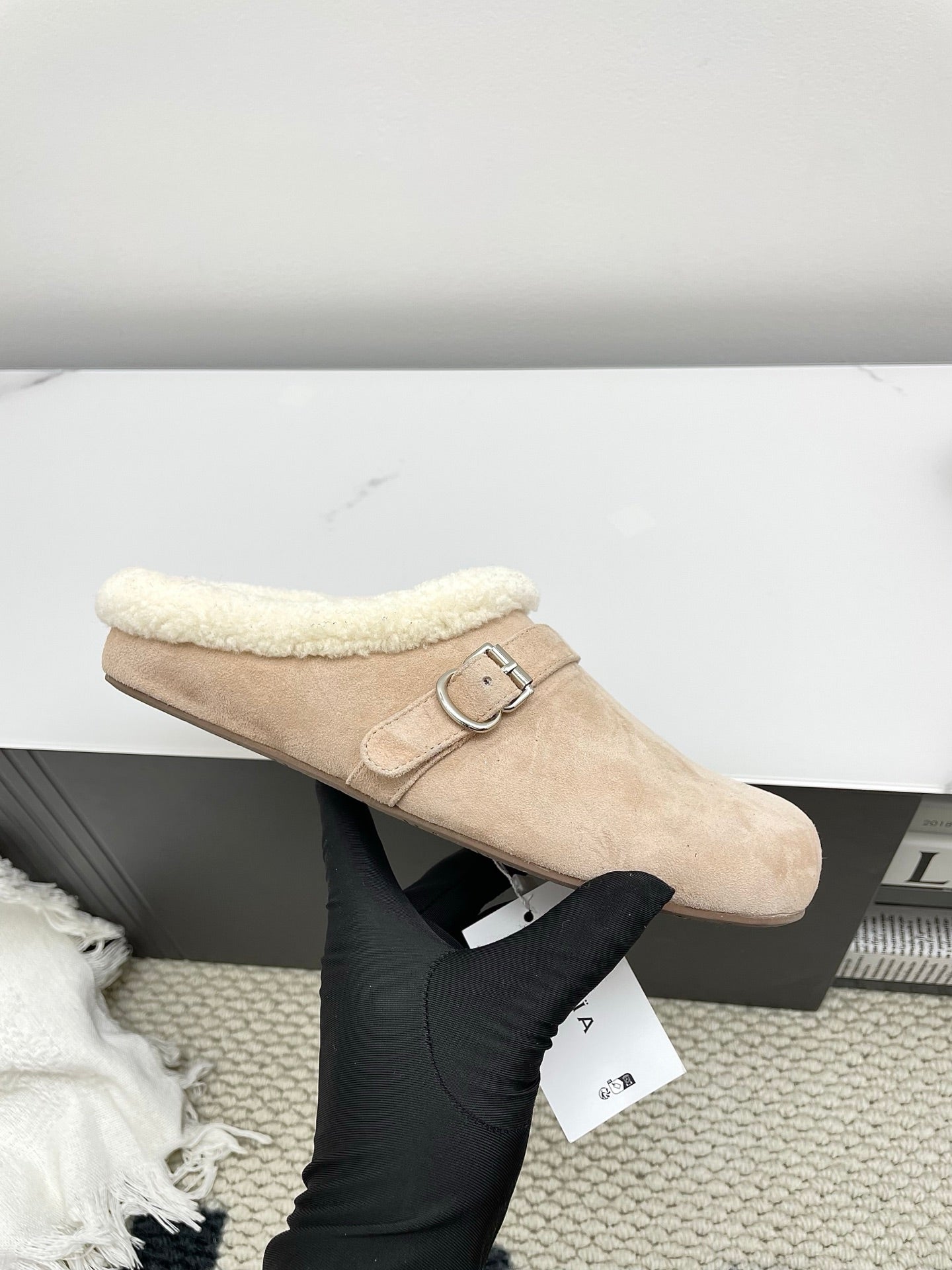 ALAIA 26S MULE IN BEIGE SUEDE AND WOOL