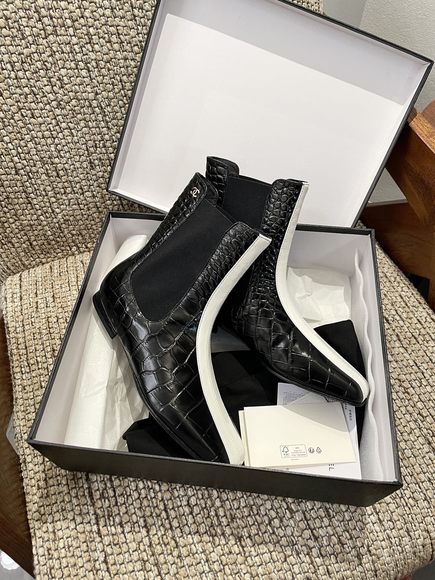 CHANEL 26S ANKLE BOOTS IN BLACK CROCODILE EMBOSSED CALFSKIN WITH WHITE TRIM