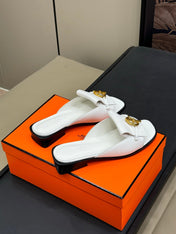 ISLE SANDAL IN WHITE CALFSKIN