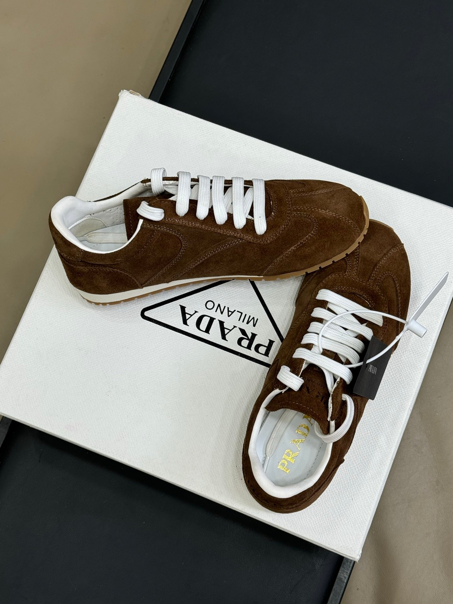 PRADA 25S SNEAKER IN BROWN SUEDE STYLE 9