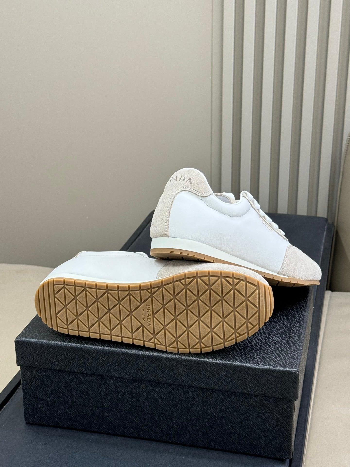 PRADA 25S SNEAKER IN WHITE MIX BEIGE SUEDE STYLE 5