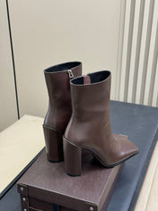 ALAIA 25S ANKLE HIGH-HEELED BOOTS IN DARK BROWN CALFSKIN