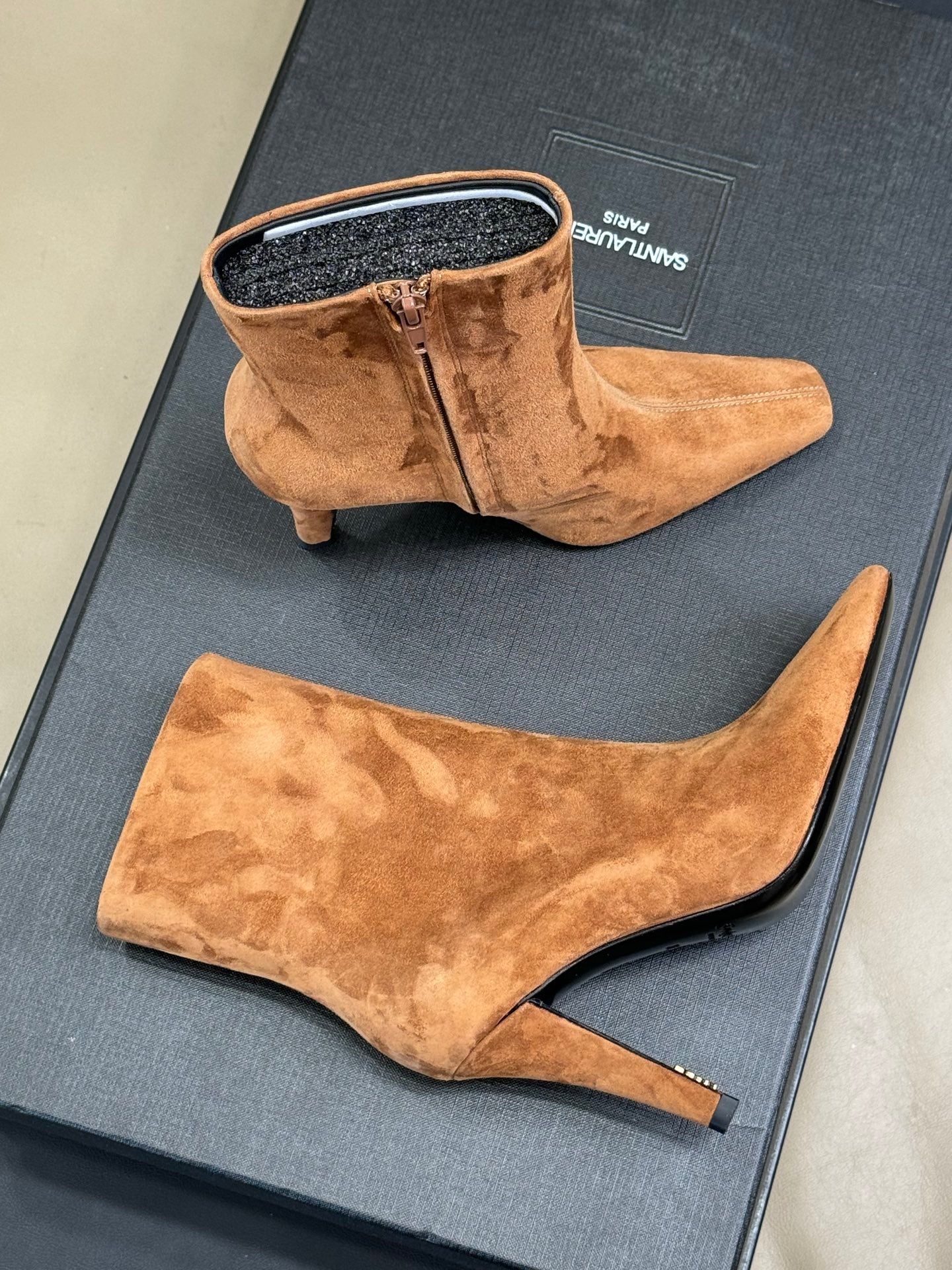 YSL 26S HEELED BOOTS IN LIGHT BROWN SUEDE