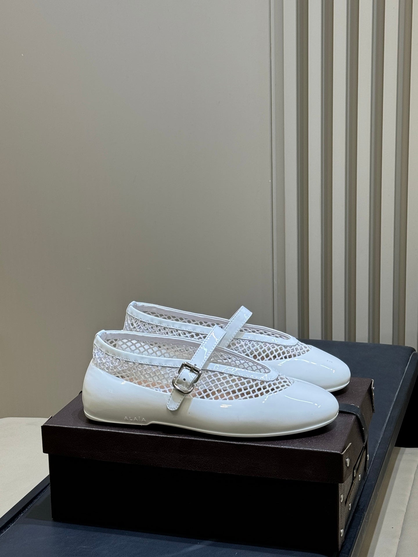 ALAIA 26S MARY JANE BALLET FLATS IN WHITE MESH AND GLOSSY CALFSKIN