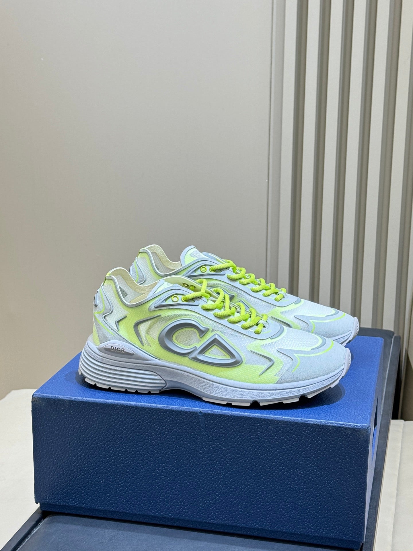 DIOR 26S B30 COUNTDOWN TECH SNEAKER IN GRAY AND GREEN TECHNICAL FABRIC AND SUEDE