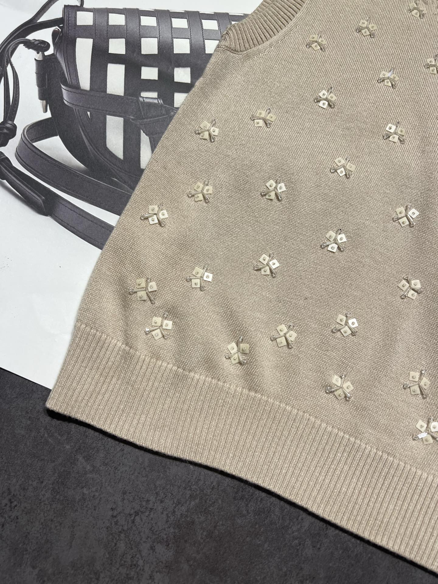 MIUMIU TANK TOP STYLE 493