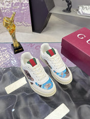 GUCCI 26S SNEAKER IN WHITE AND BLUE CALFSKIN