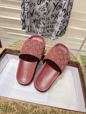 GG SLIDES IN RED SUEDE WITH EMBOSSED LOGO STYLE 3