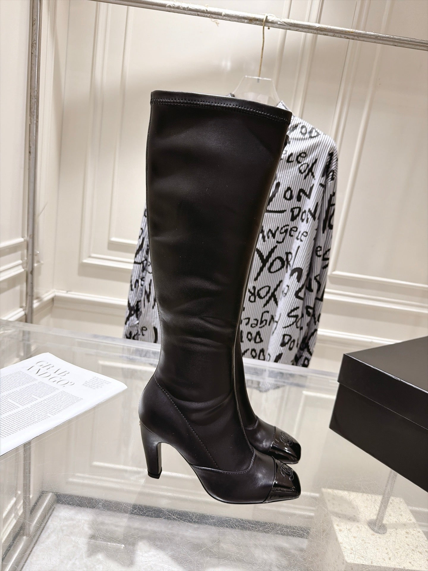 CHANEL 26S HIGH HEEL KNEE HIGH BOOTS 80 MM IN BLACK CALFSKIN AND PATENT LEATHER