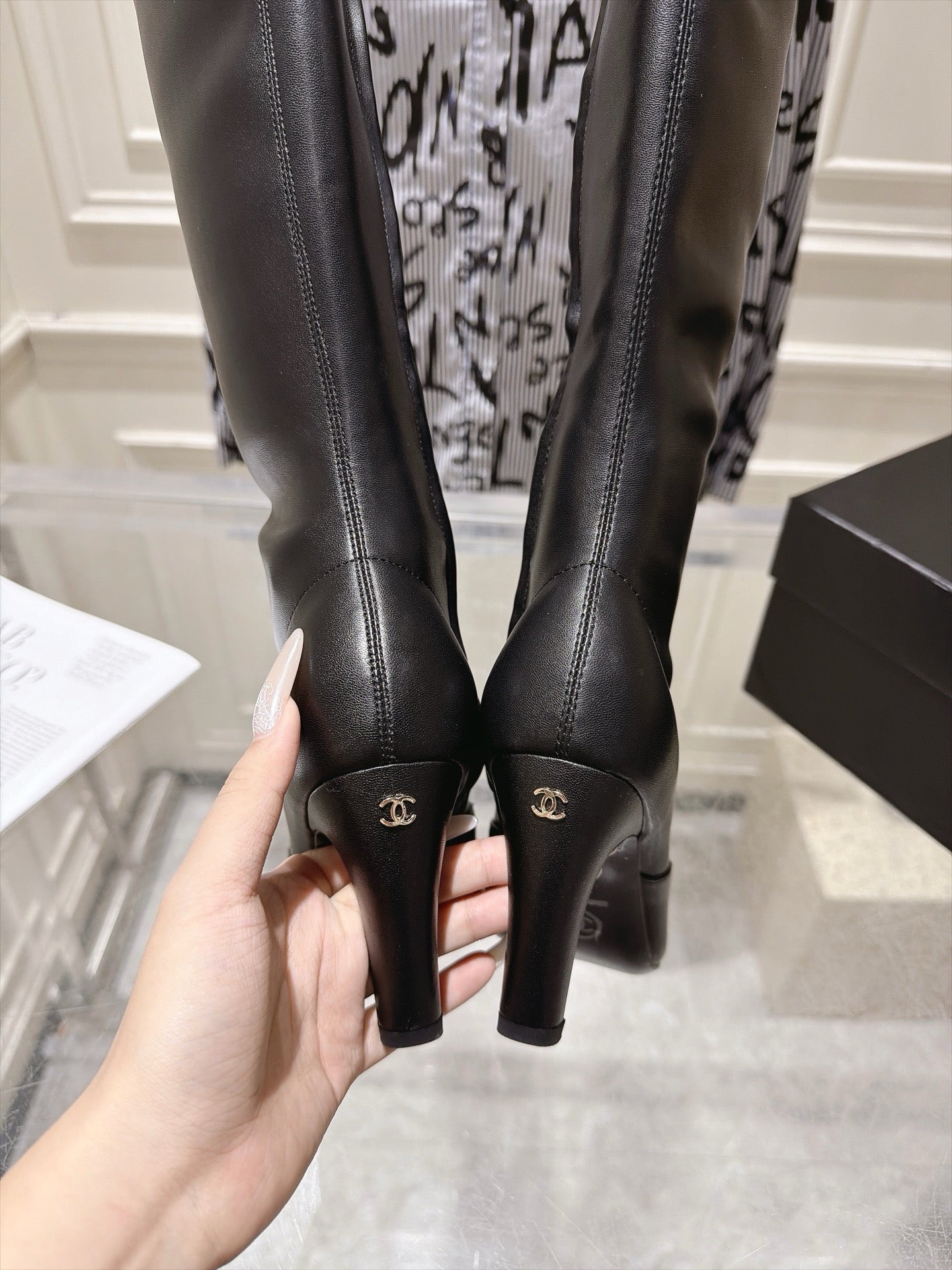 CHANEL 26S HIGH HEEL KNEE HIGH BOOTS 80 MM IN BLACK CALFSKIN AND PATENT LEATHER