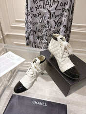 CHANEL 26S HIGH HEEL KNEE HIGH BOOTS 70 MM IN WHITE LAMBSKIN AND BLACK PATENT CALFSKIN