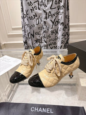 CHANEL 26S HIGH HEEL ANKLE BOOTS 70 MM IN BEIGE LAMBSKIN AND BLACK PATENT CALFSKIN