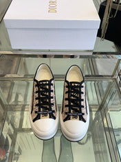 WALK'N PLATFORM SNEAKER BEIGE AND BLACK CANNAGE TWEED
